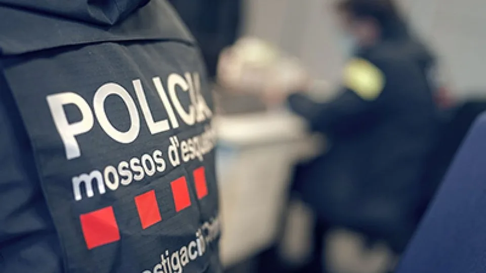 Fotografía oficial de Mossos difundida junto al balance de detenidos tras los disturbios del 24 de octubre; archivo, no representa el despliegue del 31.